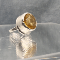 Cocktailring i silver med guldgul citrin