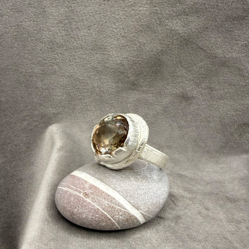 Arty silverring med rökfärgad topas Moonbird Jewelry